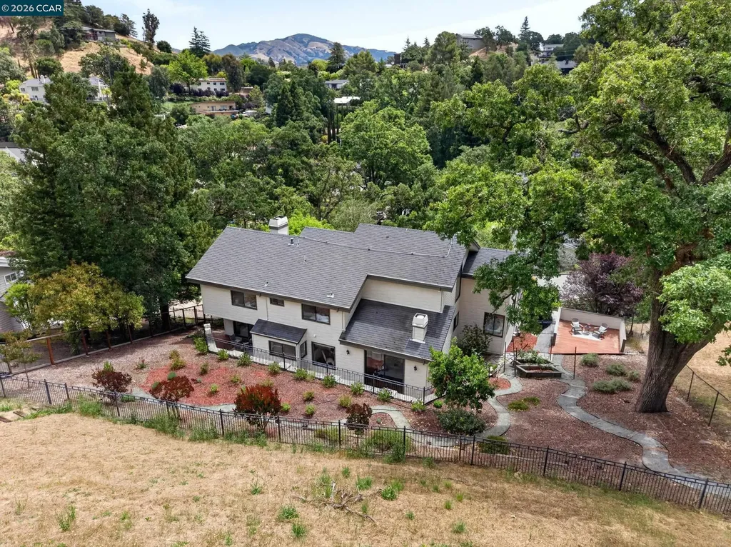 58 Saddle Road Walnut Creek CA 94595