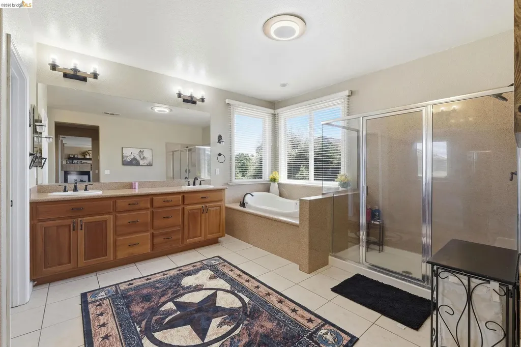 3438 Keystone Loop Discovery Bay CA 94505