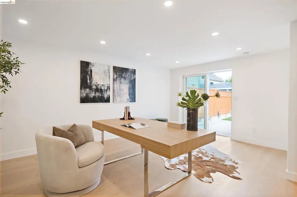 2516 Calhoun Street Alameda CA 94501