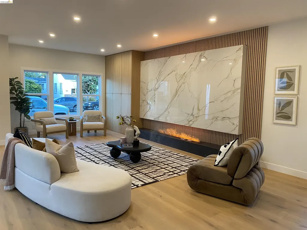 2516 Calhoun Street Alameda CA 94501