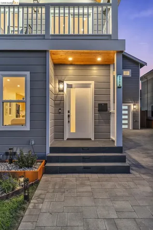 2516 Calhoun Street Alameda CA 94501