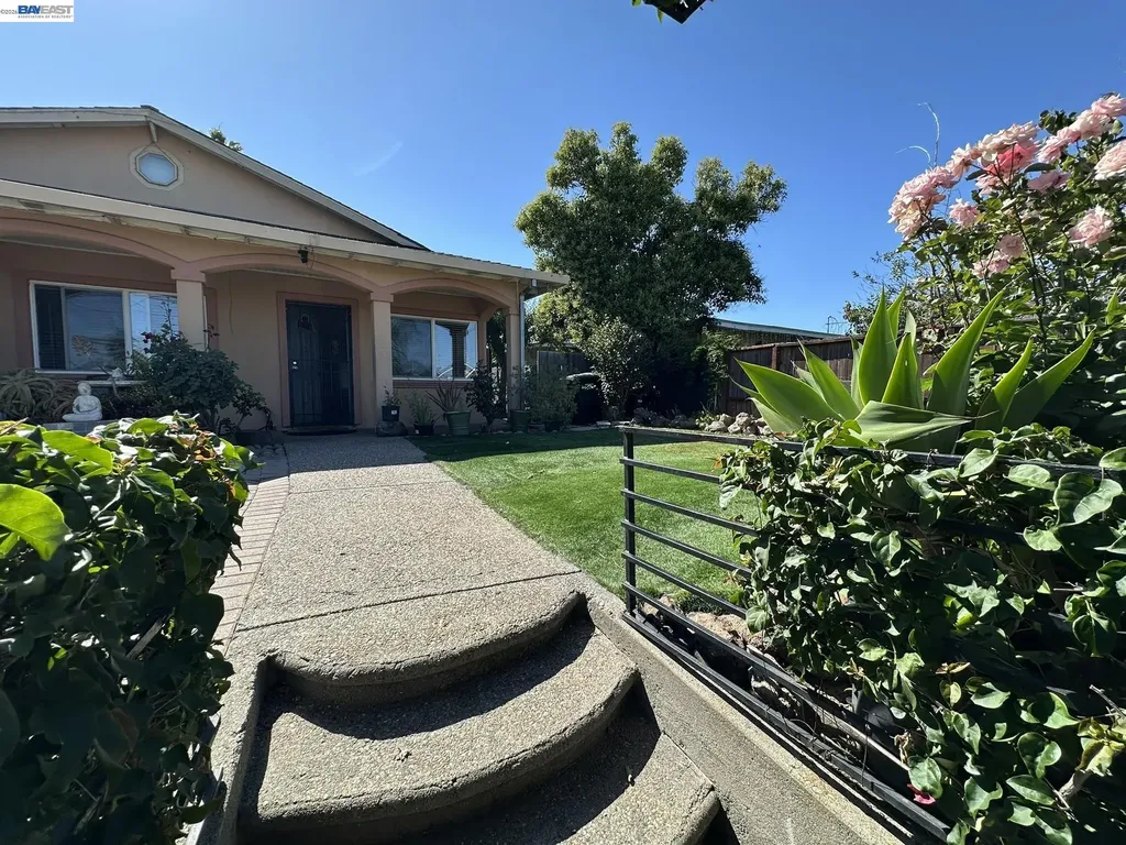 29 Delta Drive Bay Point CA 94565