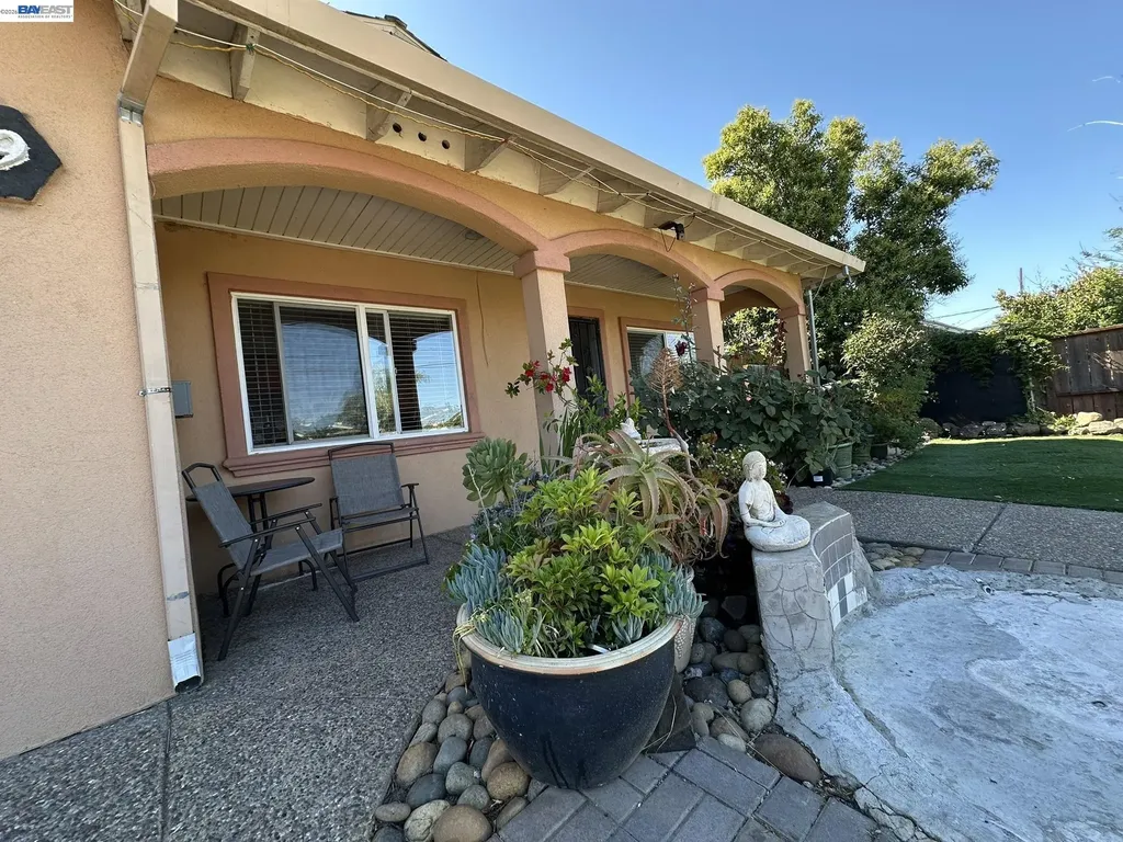 29 Delta Drive Bay Point CA 94565