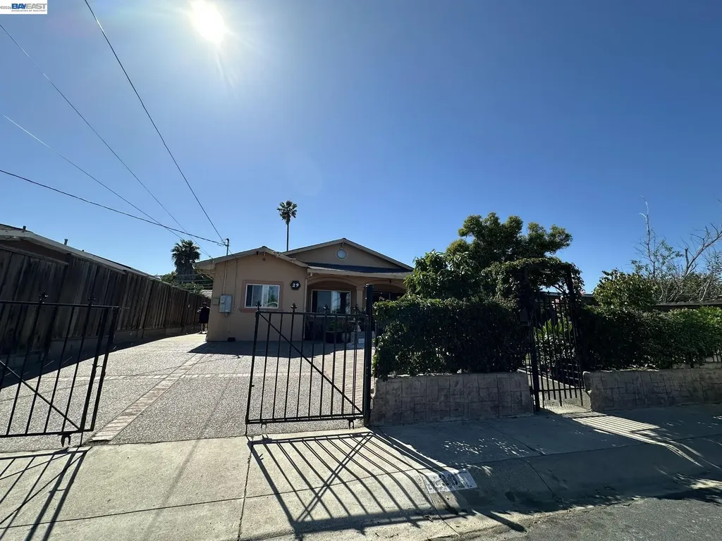 29 Delta Drive Bay Point CA 94565