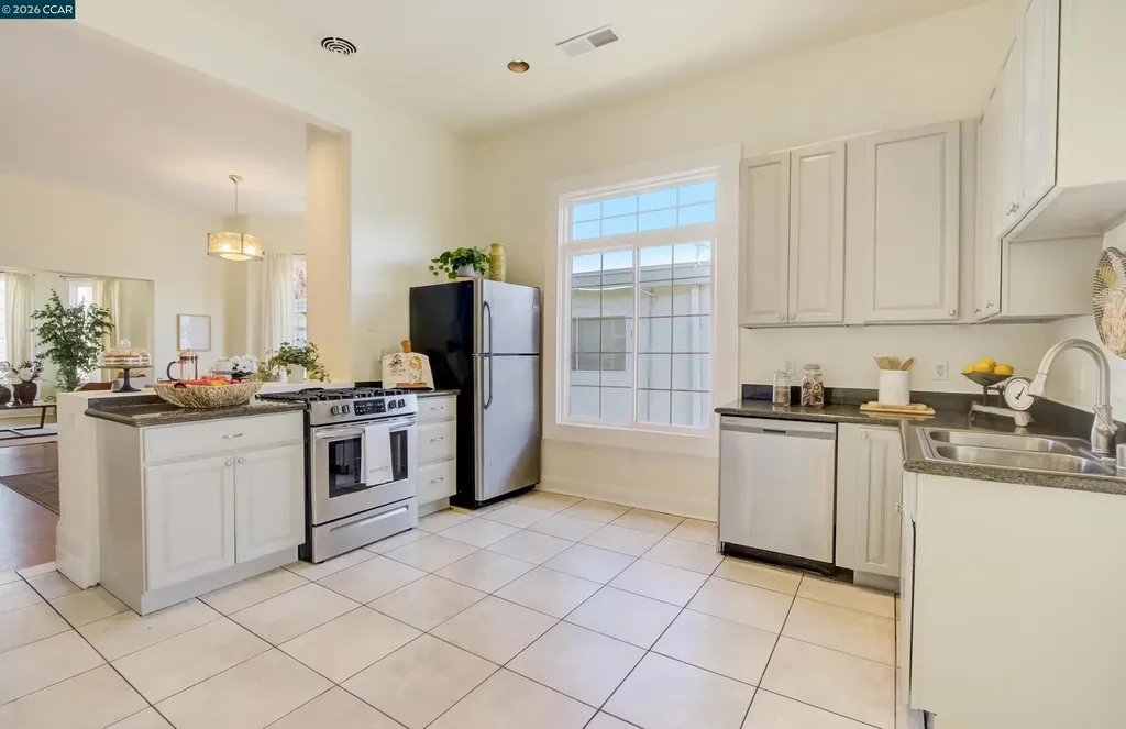 1522 Harmon Street Berkeley CA 94703