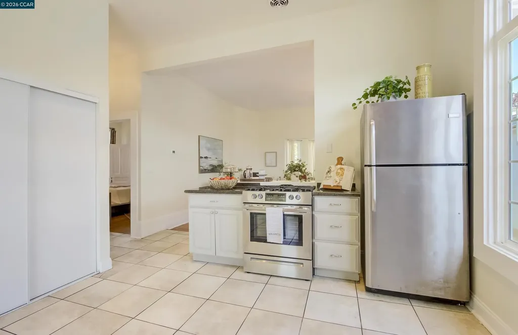 1522 Harmon Street Berkeley CA 94703
