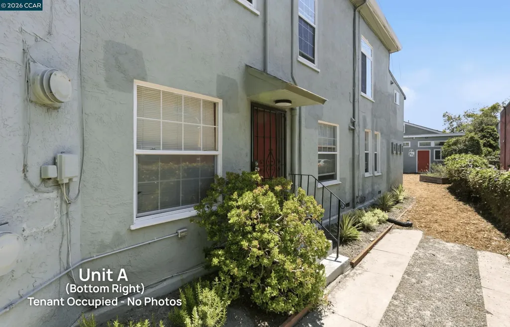1522 Harmon Street Berkeley CA 94703