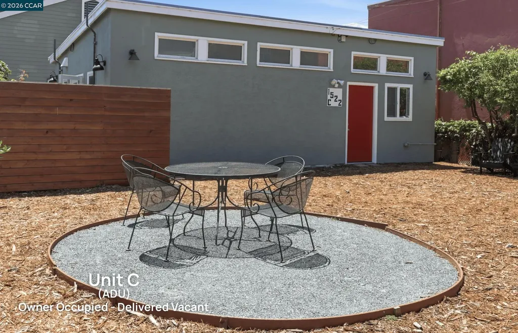 1522 Harmon Street Berkeley CA 94703