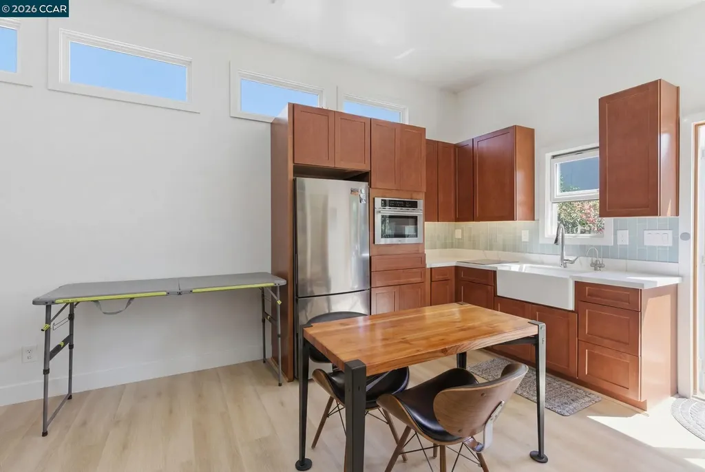 1522 Harmon Street Berkeley CA 94703
