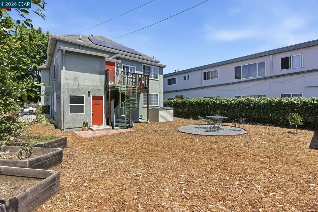 1522 Harmon Street Berkeley CA 94703