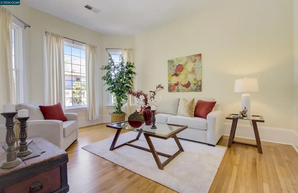 1522 Harmon Street Berkeley CA 94703