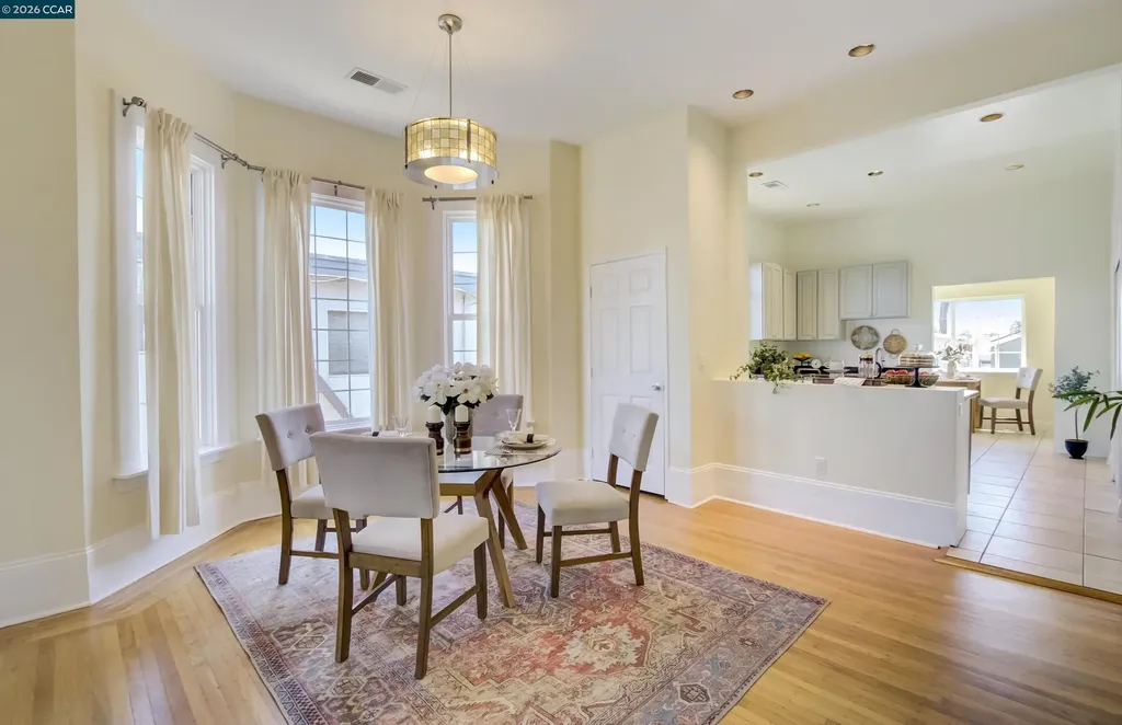 1522 Harmon Street Berkeley CA 94703