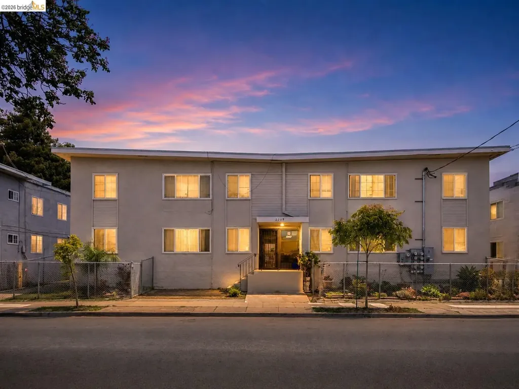 2207 Bonar Street Berkeley CA 94702