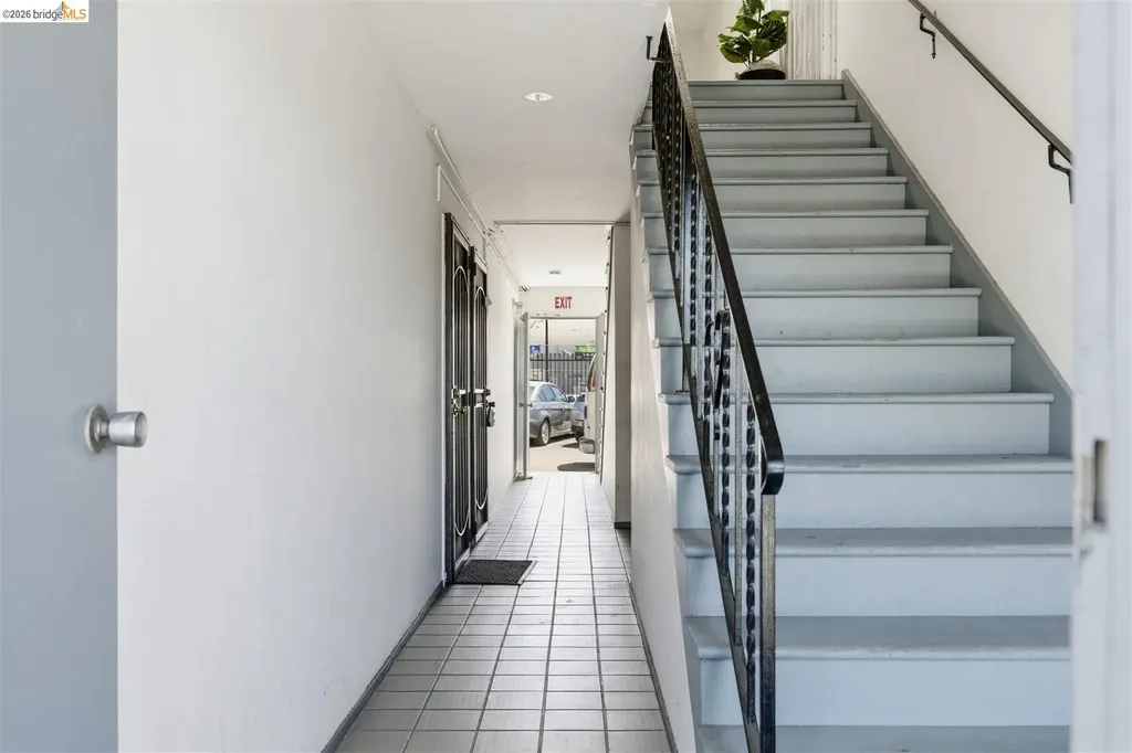 2207 Bonar Street Berkeley CA 94702