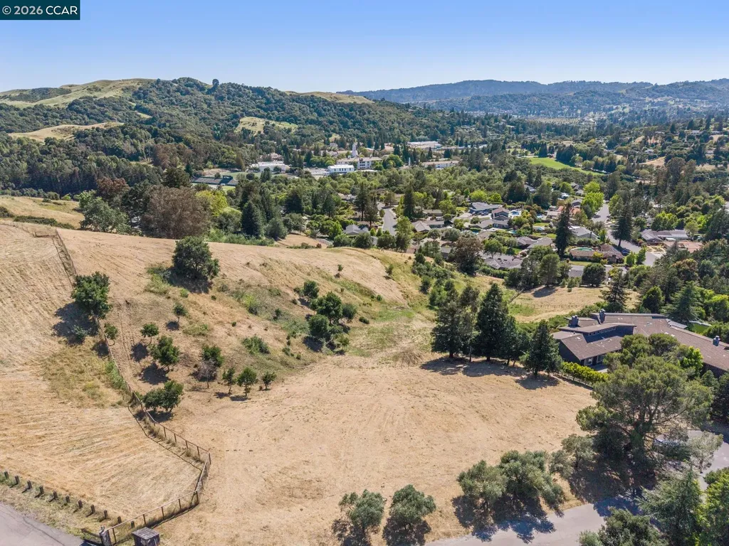 1966 Joseph Drive Moraga CA 94556
