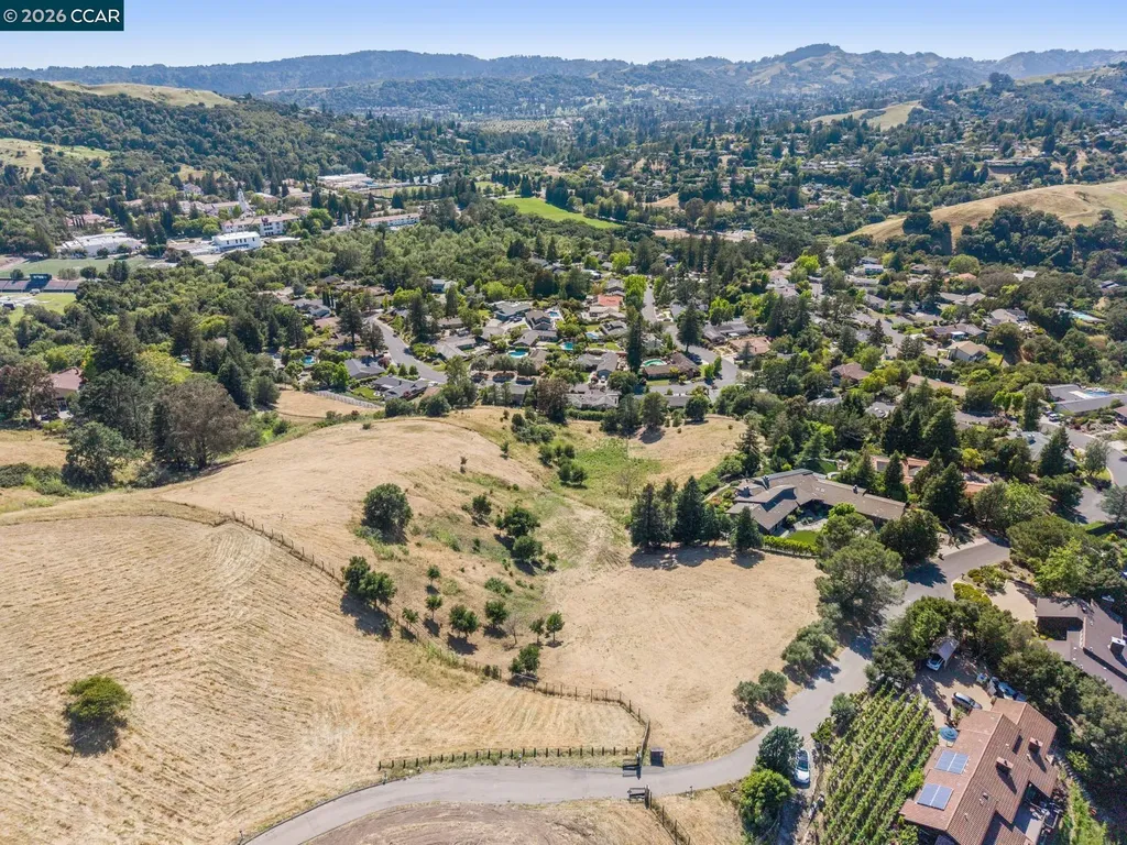 1966 Joseph Drive Moraga CA 94556