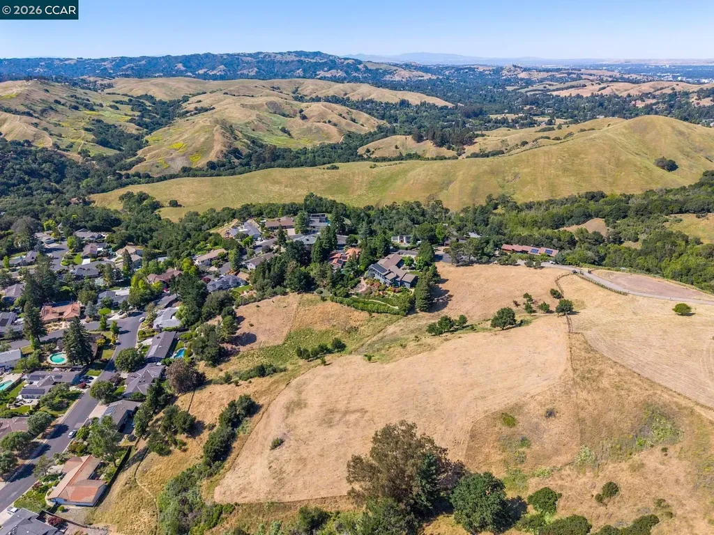 1966 Joseph Drive Moraga CA 94556