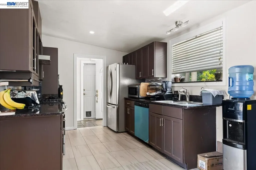 30544 Hoylake Street Hayward CA 94544
