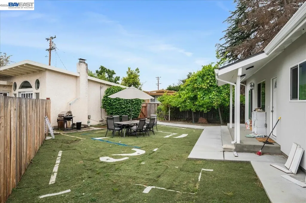 30544 Hoylake Street Hayward CA 94544