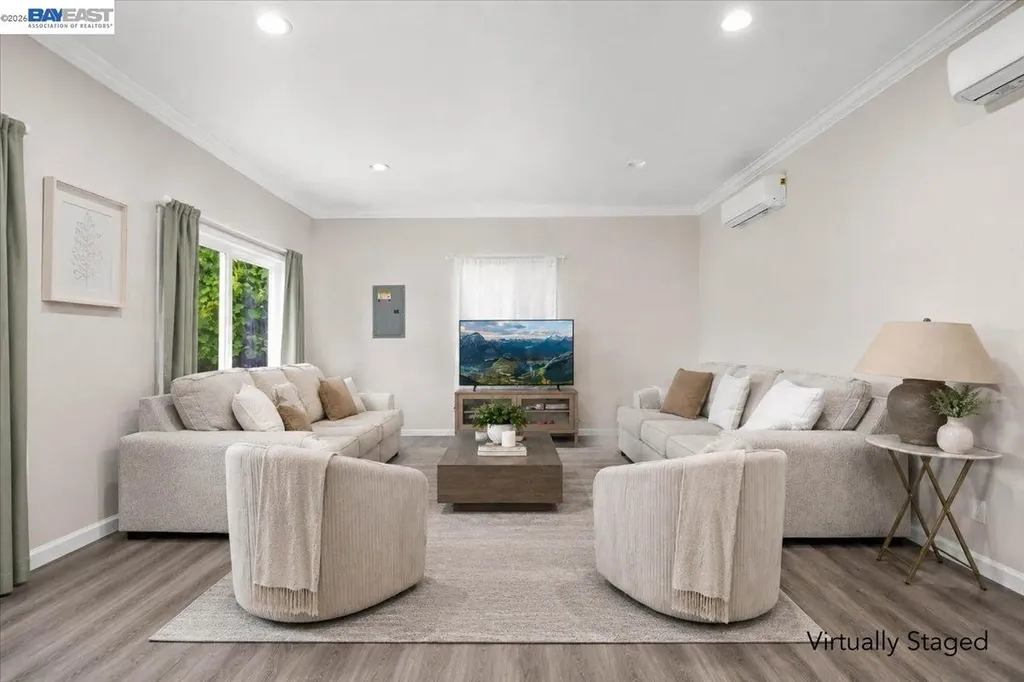 30544 Hoylake Street Hayward CA 94544
