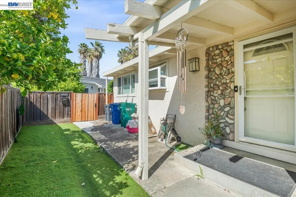 30544 Hoylake Street Hayward CA 94544