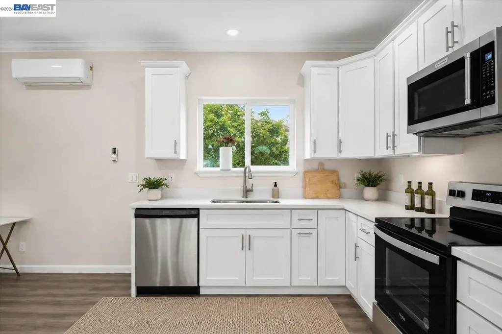 30544 Hoylake Street Hayward CA 94544