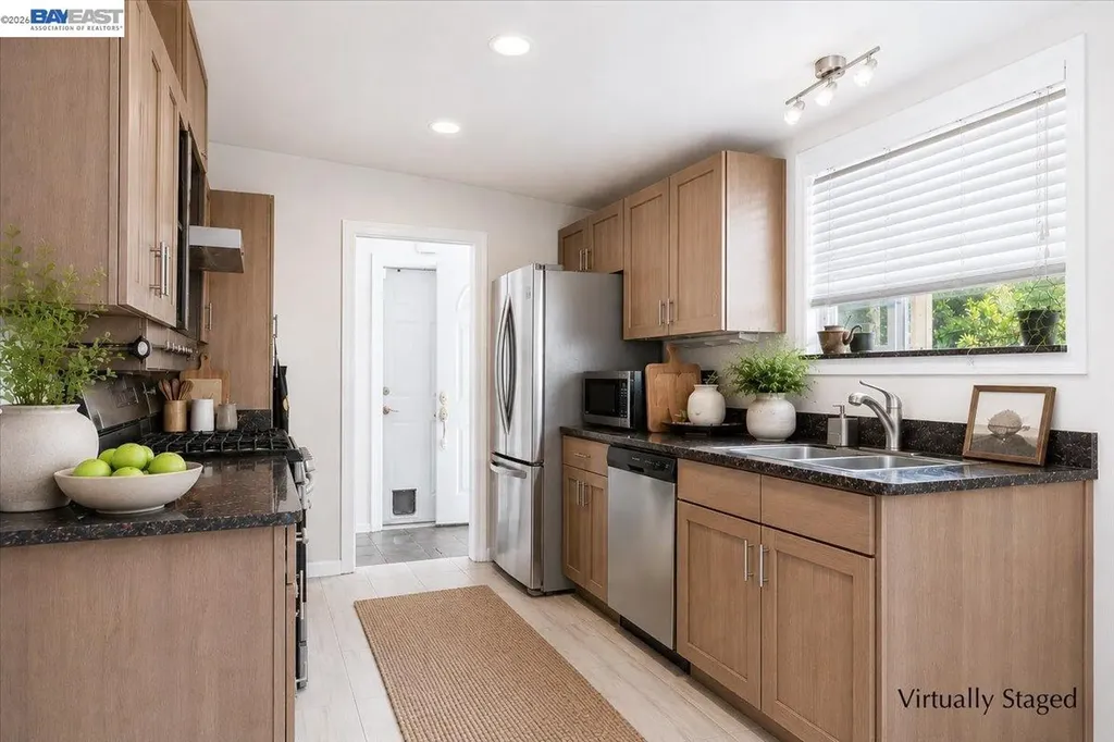 30544 Hoylake Street Hayward CA 94544