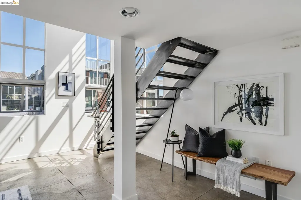 73 Sumner Street San Francisco CA 94103