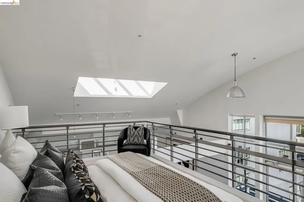 73 Sumner Street San Francisco CA 94103