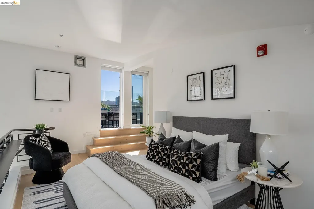 73 Sumner Street San Francisco CA 94103