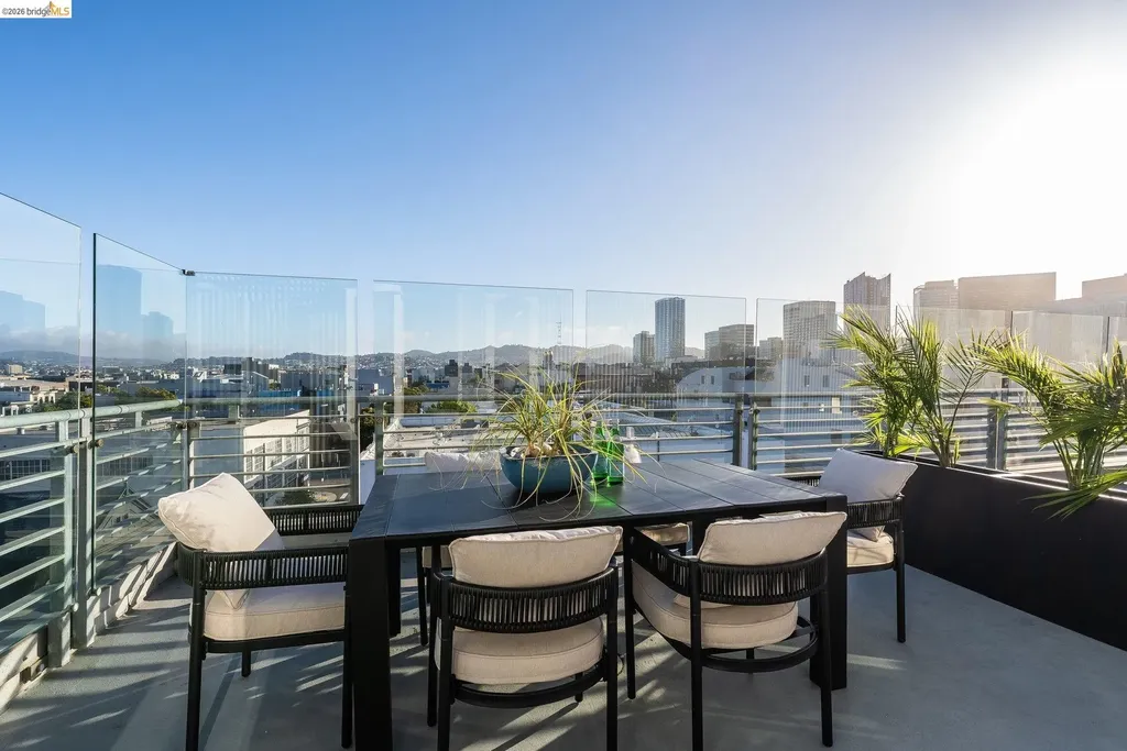 73 Sumner Street San Francisco CA 94103