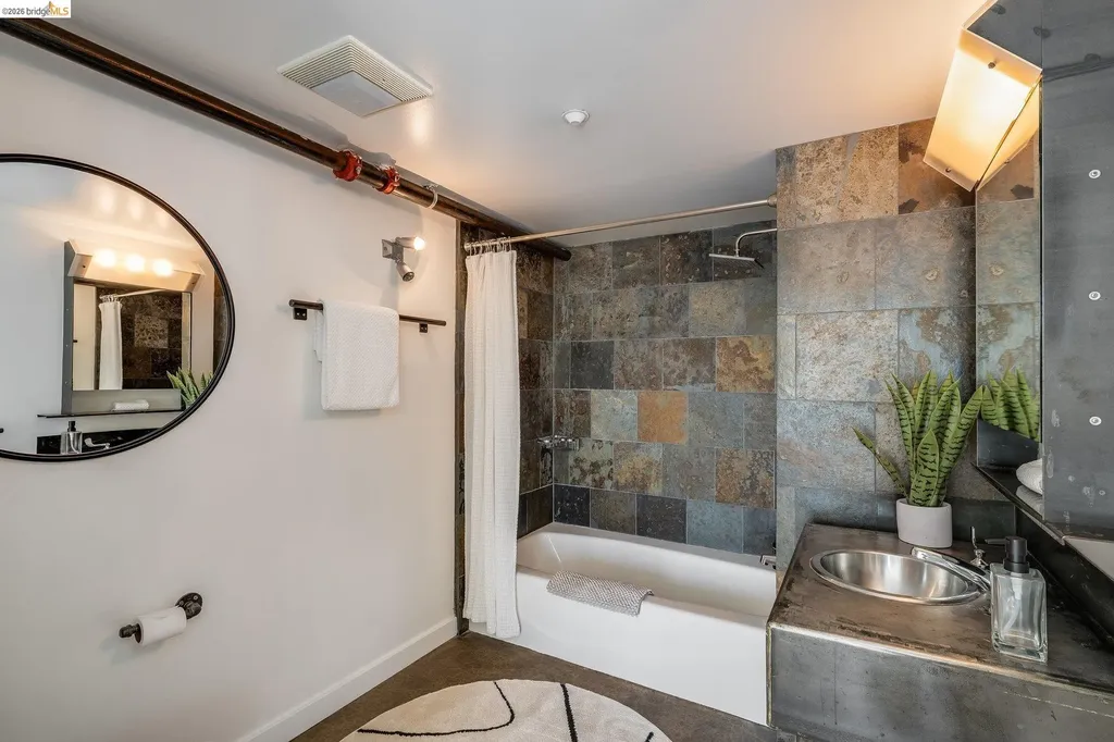 73 Sumner Street San Francisco CA 94103