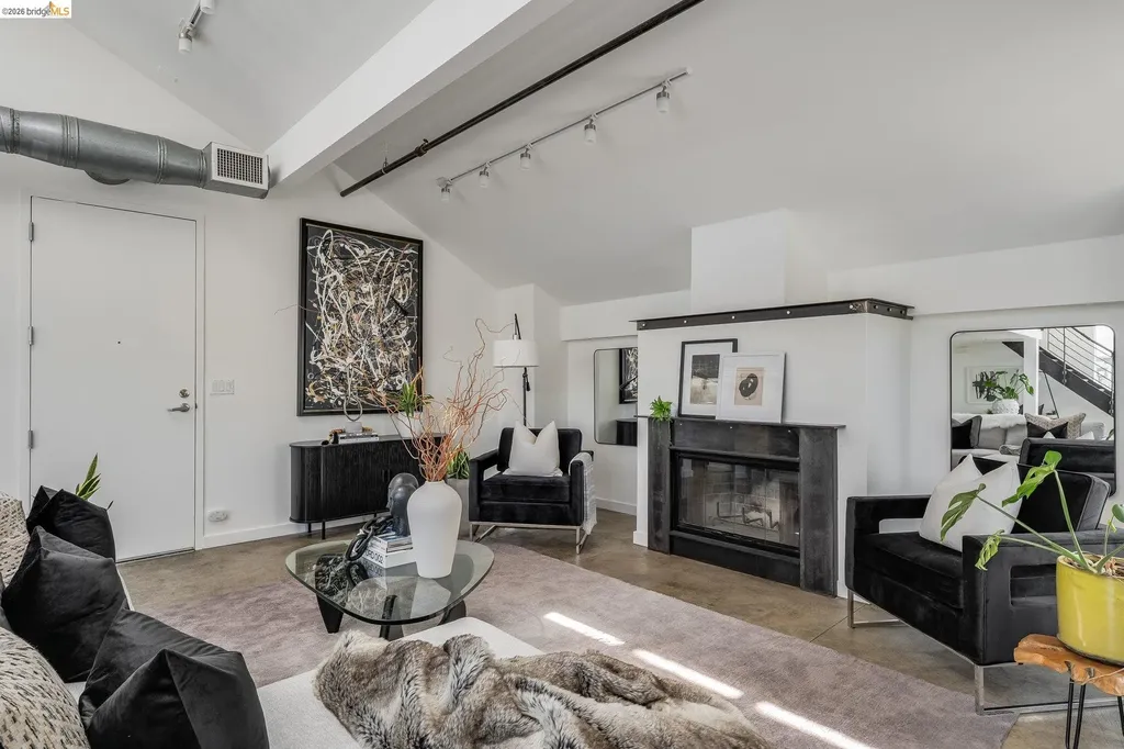 73 Sumner Street San Francisco CA 94103