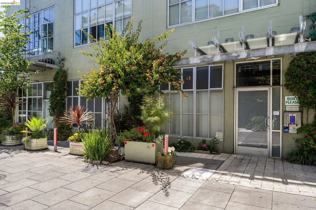 73 Sumner Street San Francisco CA 94103