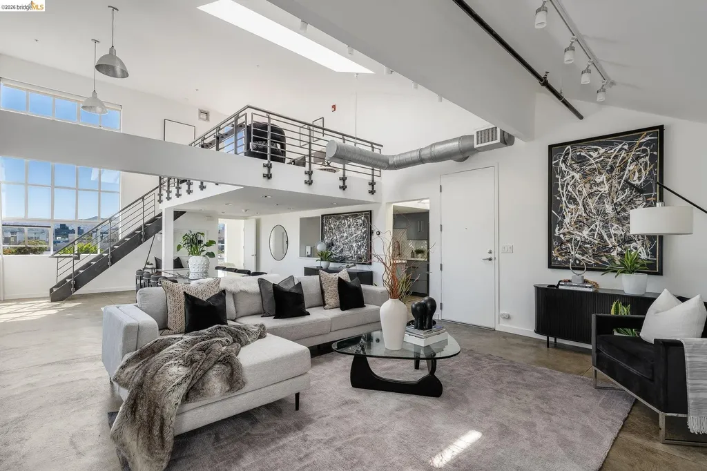 73 Sumner Street San Francisco CA 94103