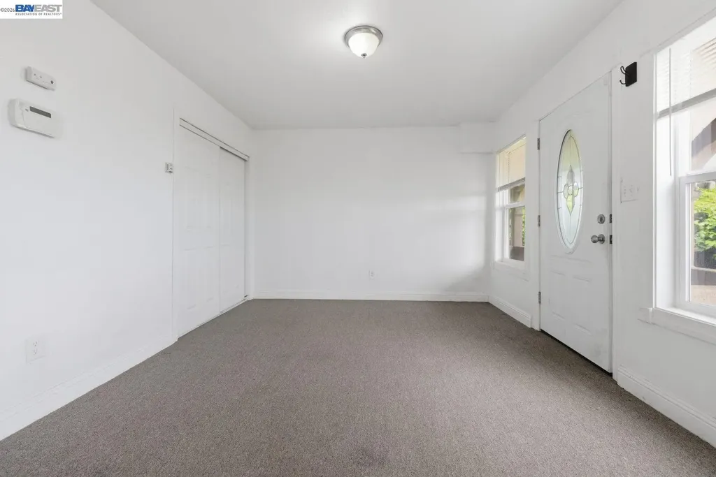 242 Kendall Avenue Crockett CA 94525