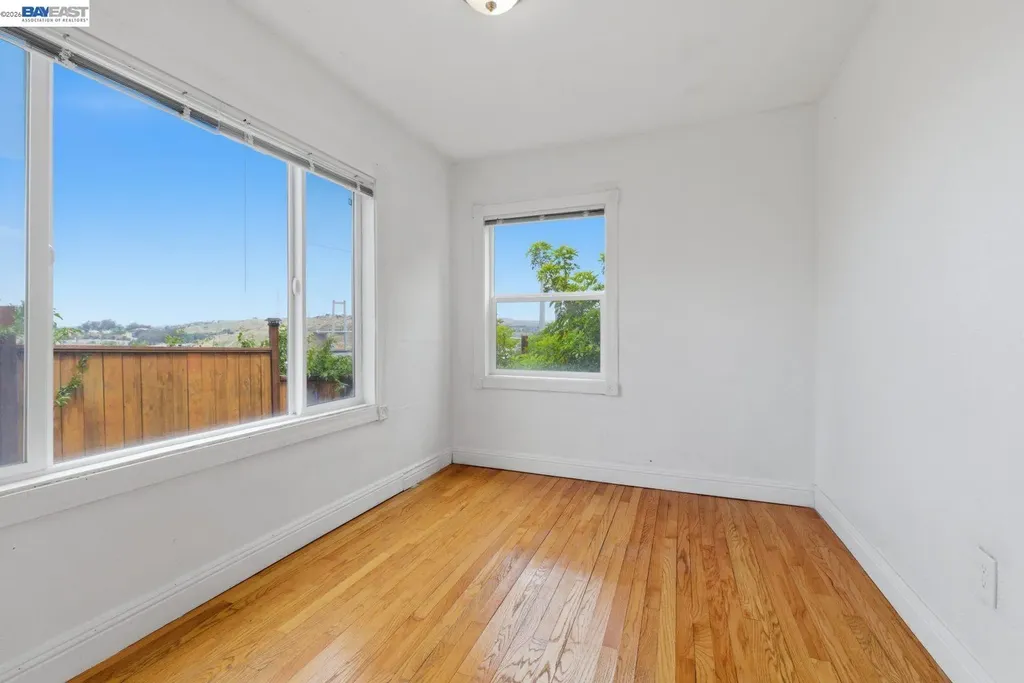 242 Kendall Avenue Crockett CA 94525