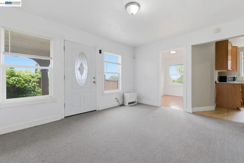 242 Kendall Avenue Crockett CA 94525