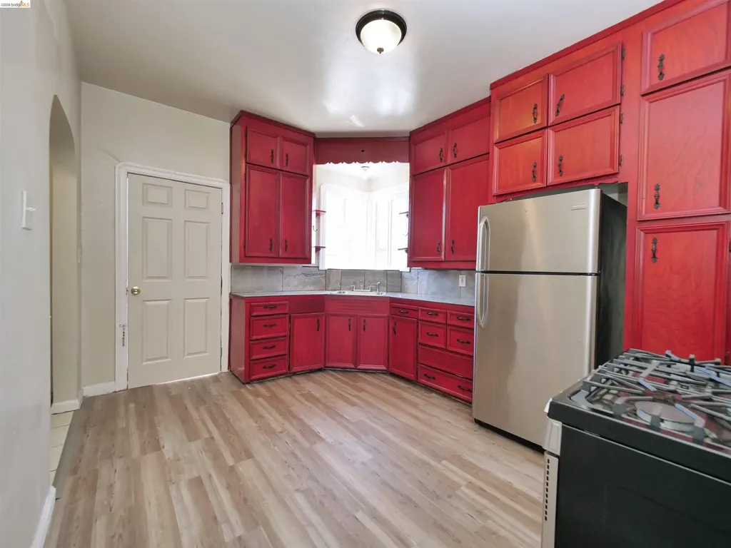 1475 70th Avenue Oakland CA 94621