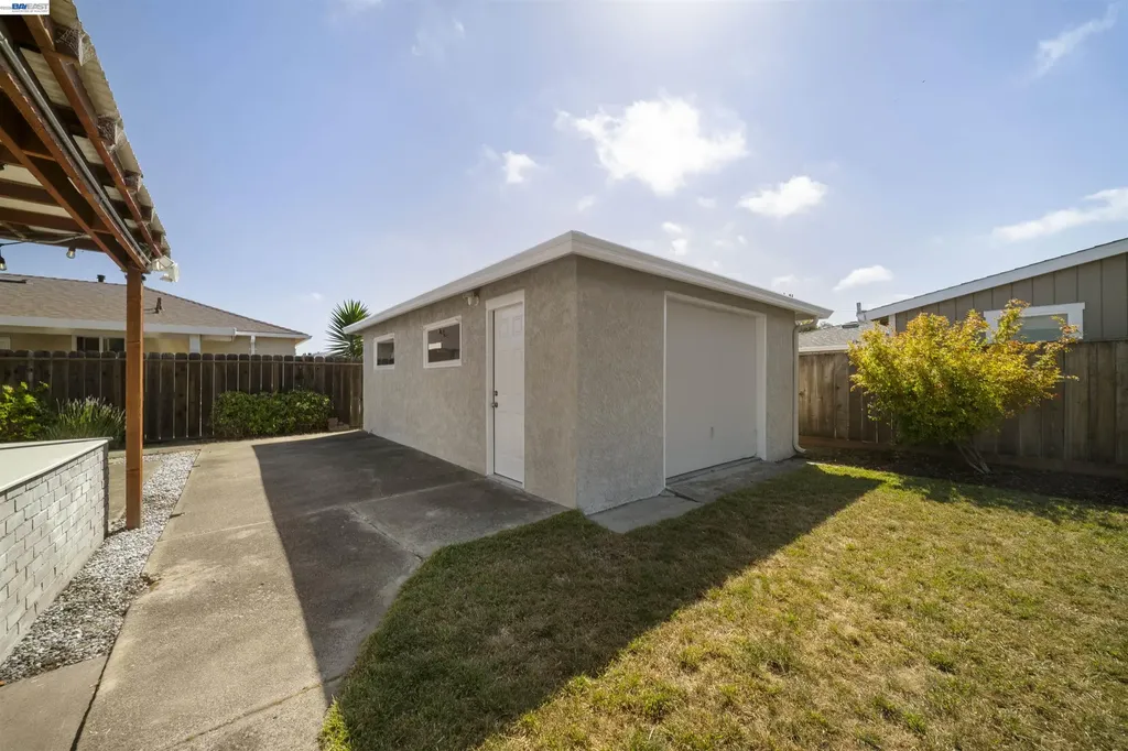 1220 Ottawa Avenue San Leandro CA 94579