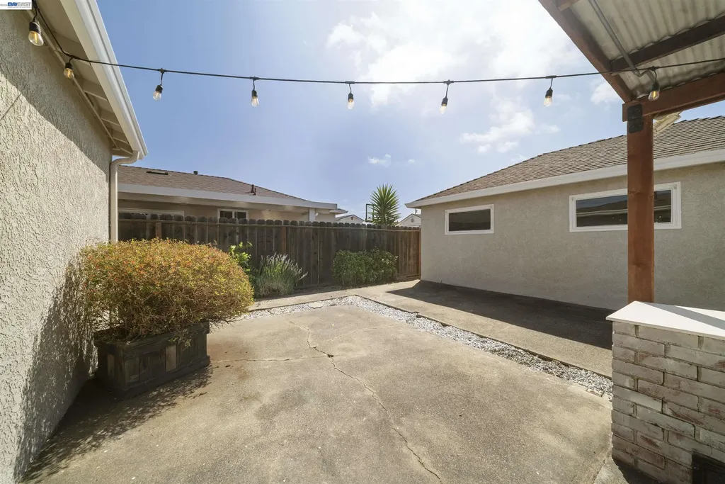 1220 Ottawa Avenue San Leandro CA 94579