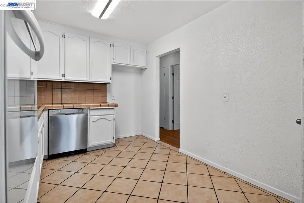 19762 Hathaway Avenue San Lorenzo CA 94541