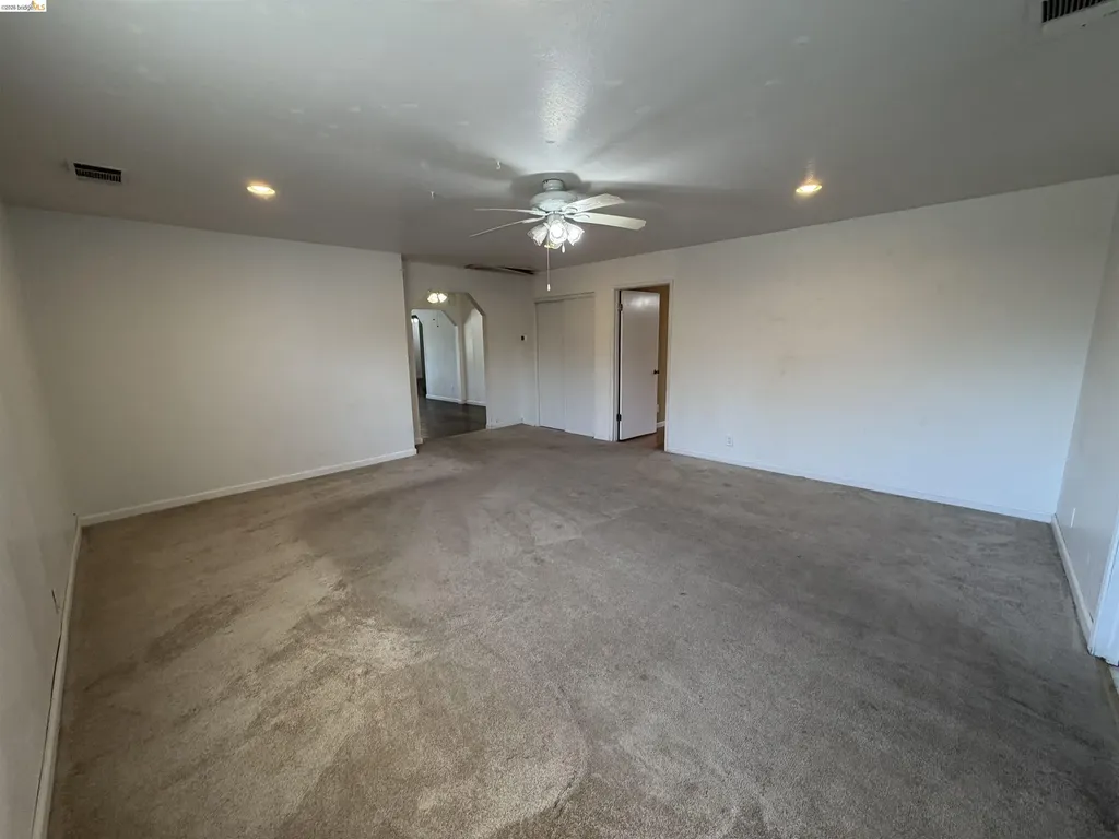 40 Malicoat Avenue Oakley CA 94561