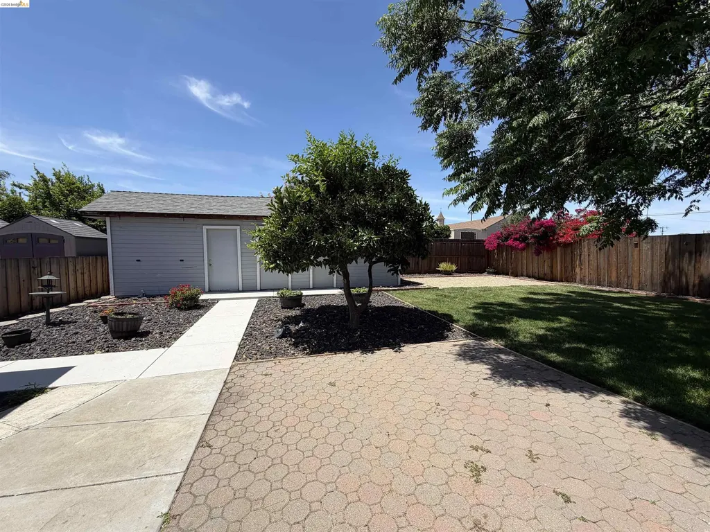 40 Malicoat Avenue Oakley CA 94561