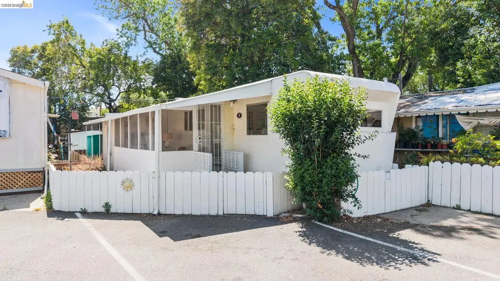 2050 Monument Pleasant Hill CA 94523