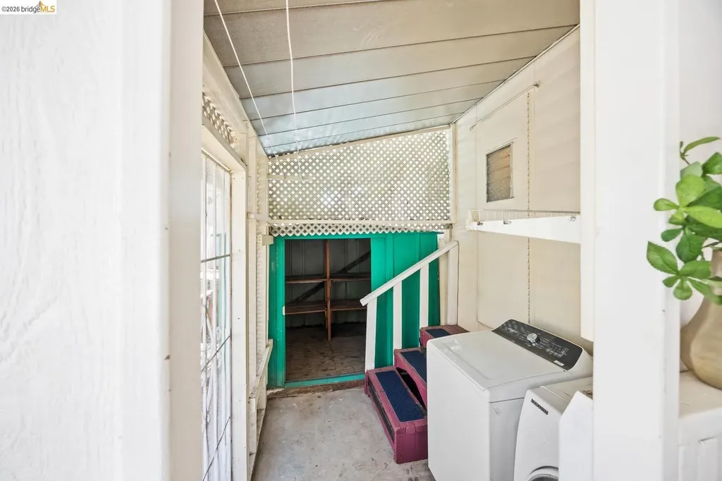 2050 Monument Pleasant Hill CA 94523