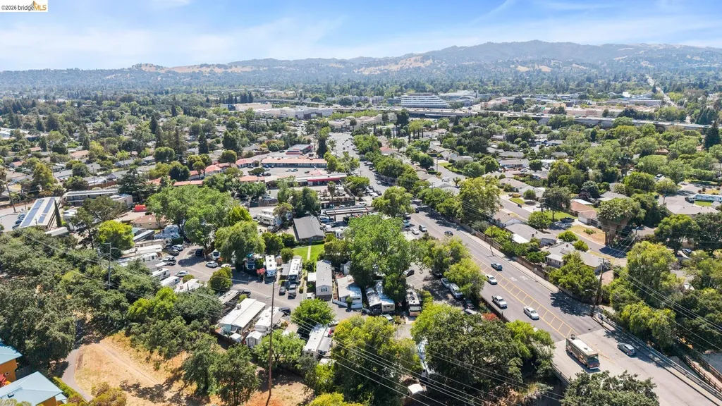 2050 Monument Pleasant Hill CA 94523