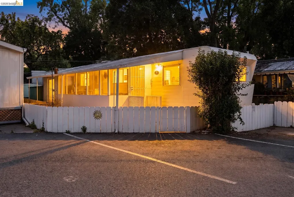 2050 Monument Pleasant Hill CA 94523