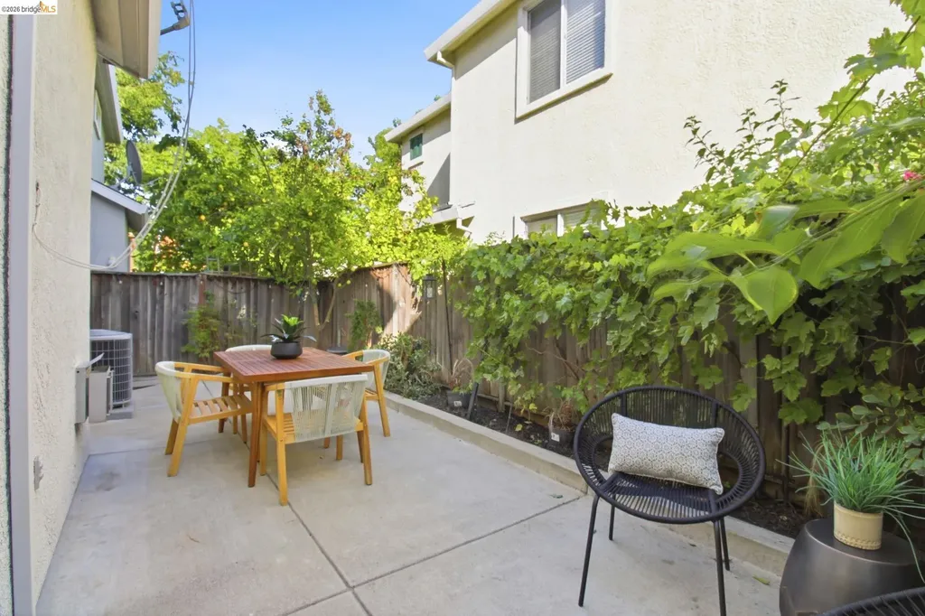 7589 Odyssey Way Dublin CA 94568
