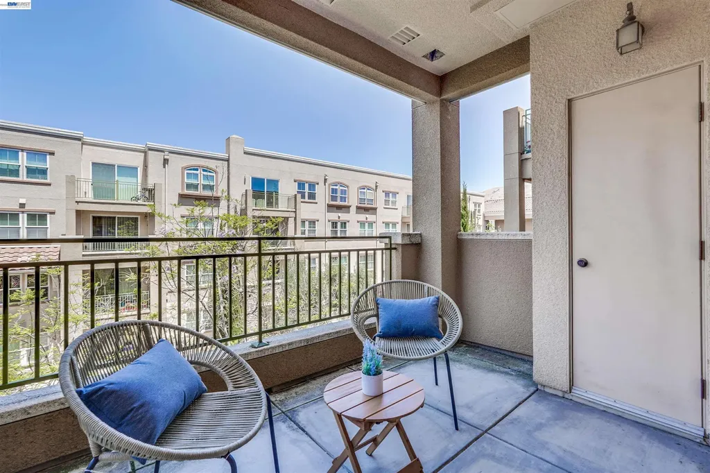 49002 Cinnamon Fern Common Fremont CA 94539